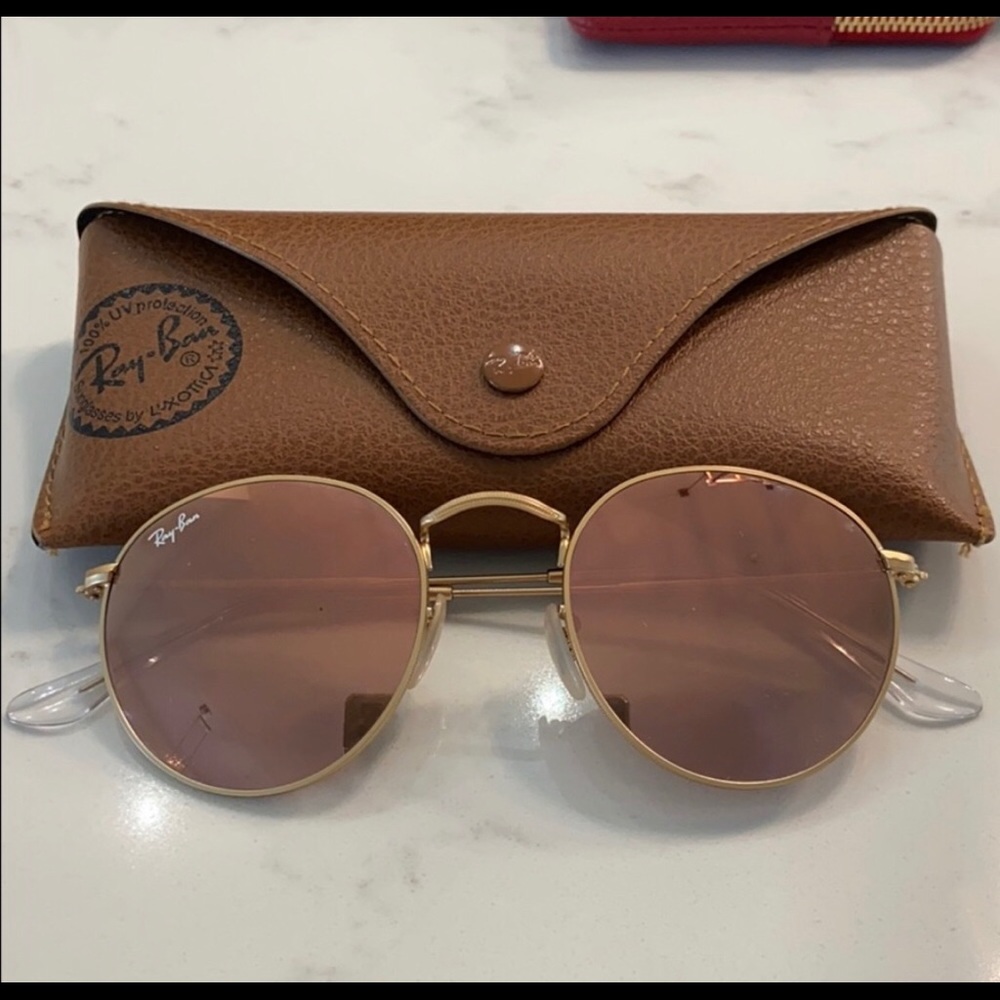 Ray Ban Round Rose Gold Lenses with Gold Trim